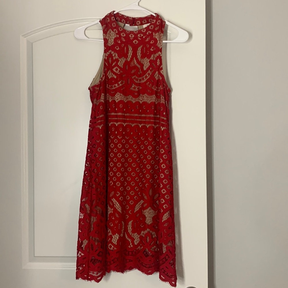 Francesca’s red lace dress